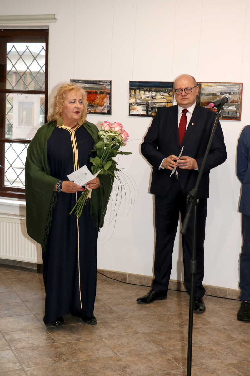 Dyrektor Dorota Strzelecka oraz Burmistrz Przemysław Mieloch